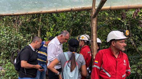 Seis hombres quedan atrapados tras accidente en una mina en Colombia