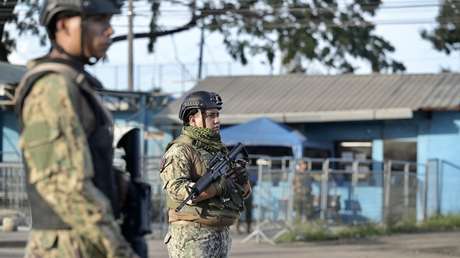 Enfrentamientos entre presos en una cárcel de Ecuador dejan cinco muertos y 11 heridos