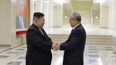 Kim Jong-un recibe una delegación china