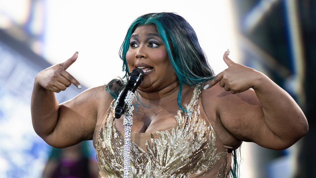 Tres exbailarinas demandan a la cantante Lizzo por acoso sexual y ambiente laboral hostil