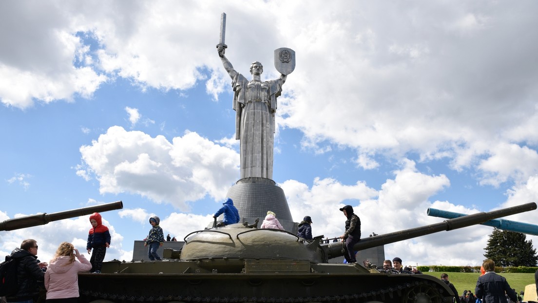 Alto funcionario ucraniano: Somos una nación "humana" y los rusos "son asiáticos"