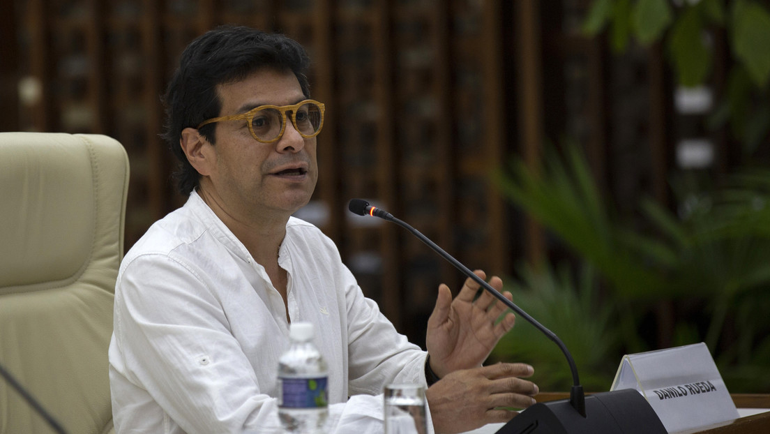 Gobierno de Colombia pide a grupos armados una tregua y un corredor humanitario en un municipio