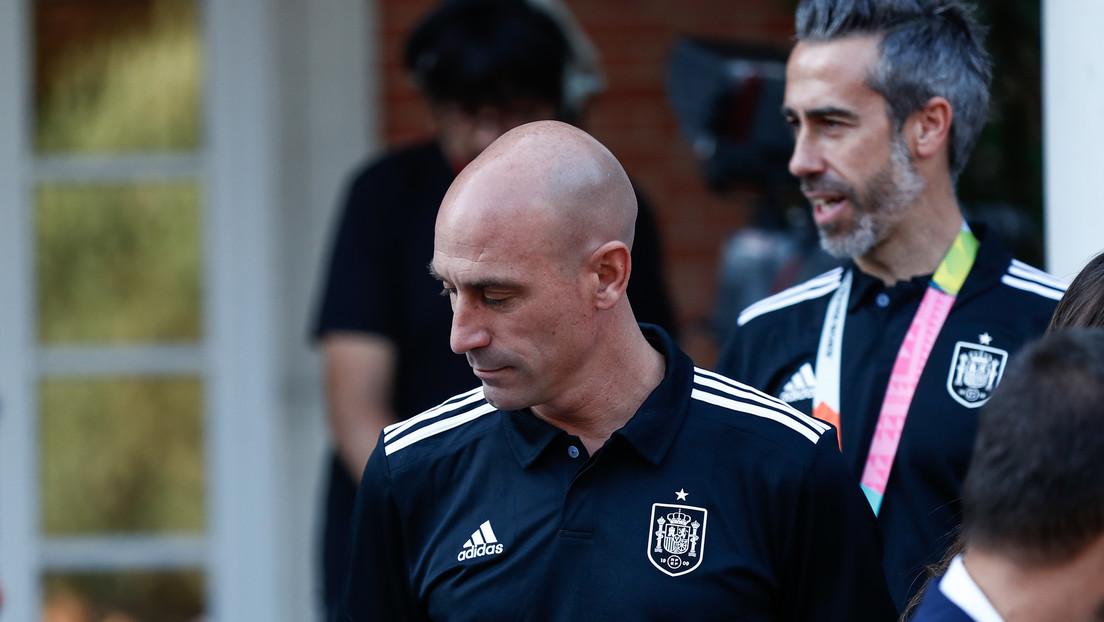 "El Gobierno debe actuar y tomar medidas urgentes": Vicepresidenta española sobre Luis Rubiales