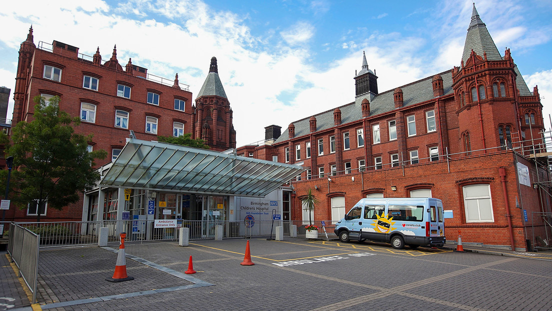 Investigan a enfermera presuntamente por envenenar a un bebé en Reino Unido