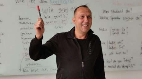 Mijaíl Krasnov, el profesor ruso que busca ser alcalde en Colombia para quitar a la "clase política corrupta"