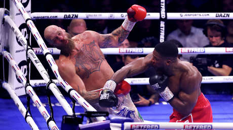 VIDEO: El brutal derechazo con el que Anthony Joshua le apagó las luces a Robert Helenius para ganar por KO