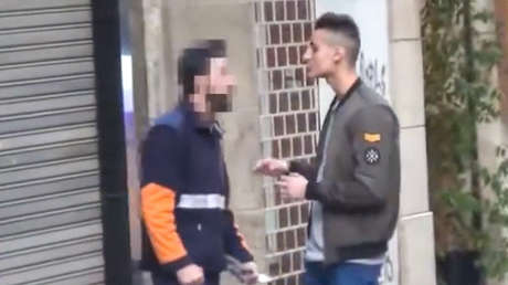 Confirman la multa de 20.000 euros al 'exyoutuber' español que llamó "caranchoa" a un repartidor