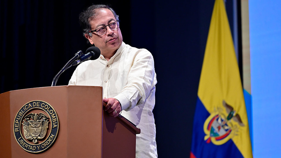 "¿Pueden prestarme para recuperar la selva?": La pregunta de Petro a los bancos de desarrollo