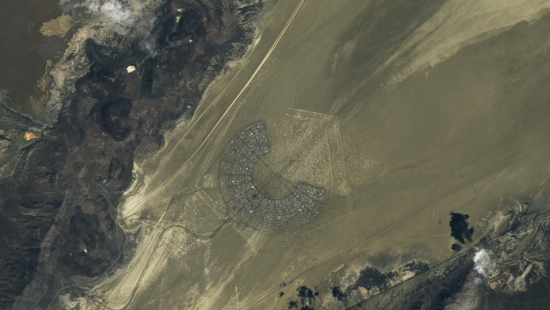 Imágenes satelitales muestran el antes y después de las abundantes lluvias durante el festival Burning Man