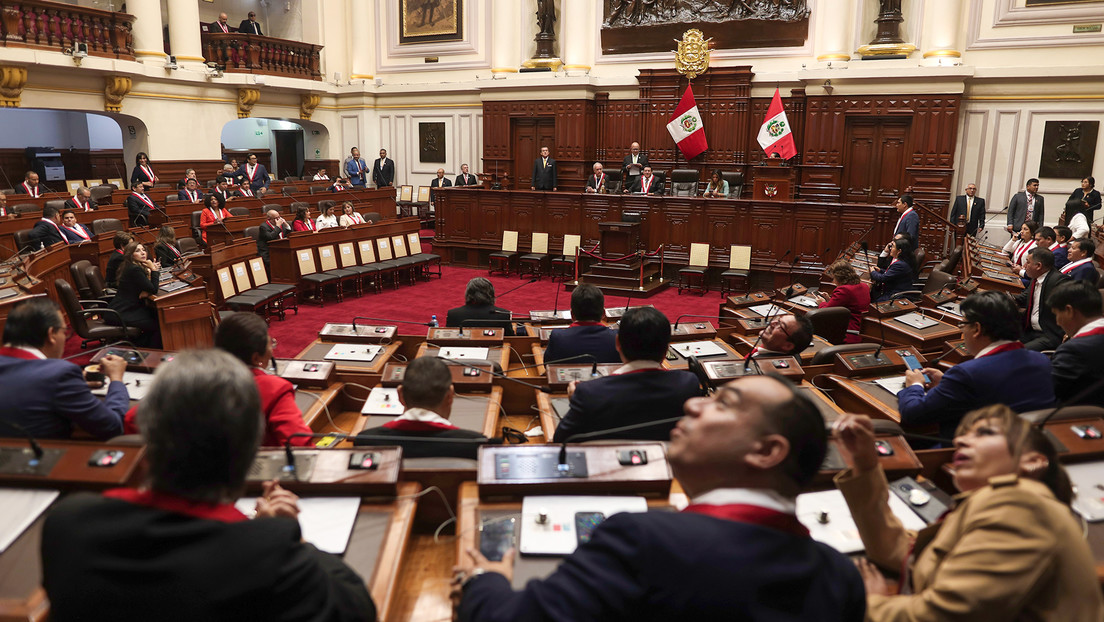 "Protegemos a los niños": Congreso de Perú elimina el lenguaje inclusivo en comunicaciones oficiales