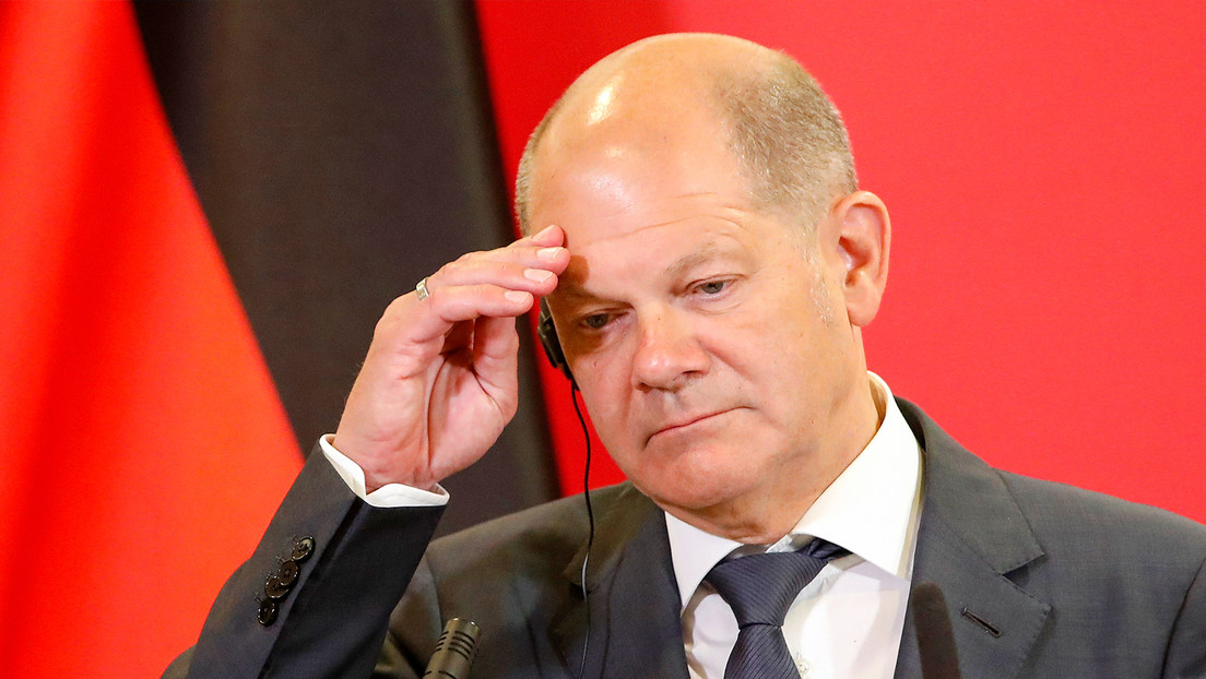 Canciller alemán explica las razones de los problemas económicos del país