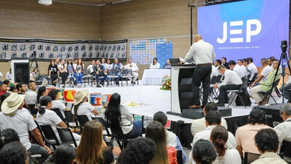 Exmilitares reconocen casi 300 ejecuciones extrajudiciales de 'falsos positivos' en Colombia