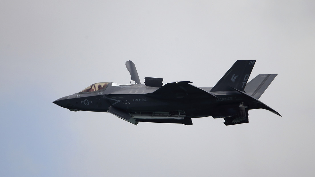 Encuentran los restos del caza F-35 Lightning II de EE.UU. accidentado tras eyectarse el piloto