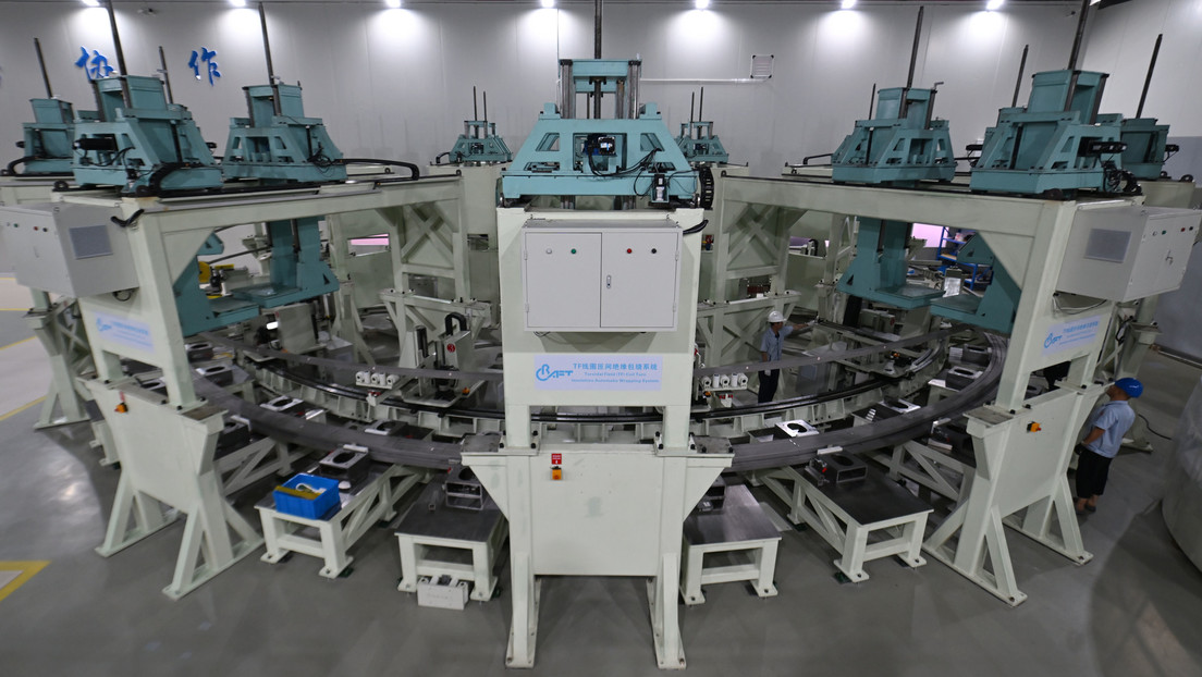 China pone en marcha su mayor instalación de investigación en energía de fusión en un intento por construir un sol artificial