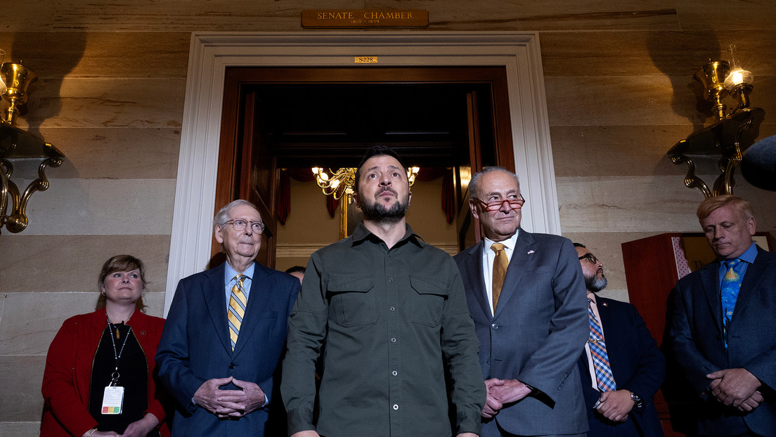 Zelenski advirtió a legisladores de EE.UU. que Ucrania podría perder, afirma Schumer