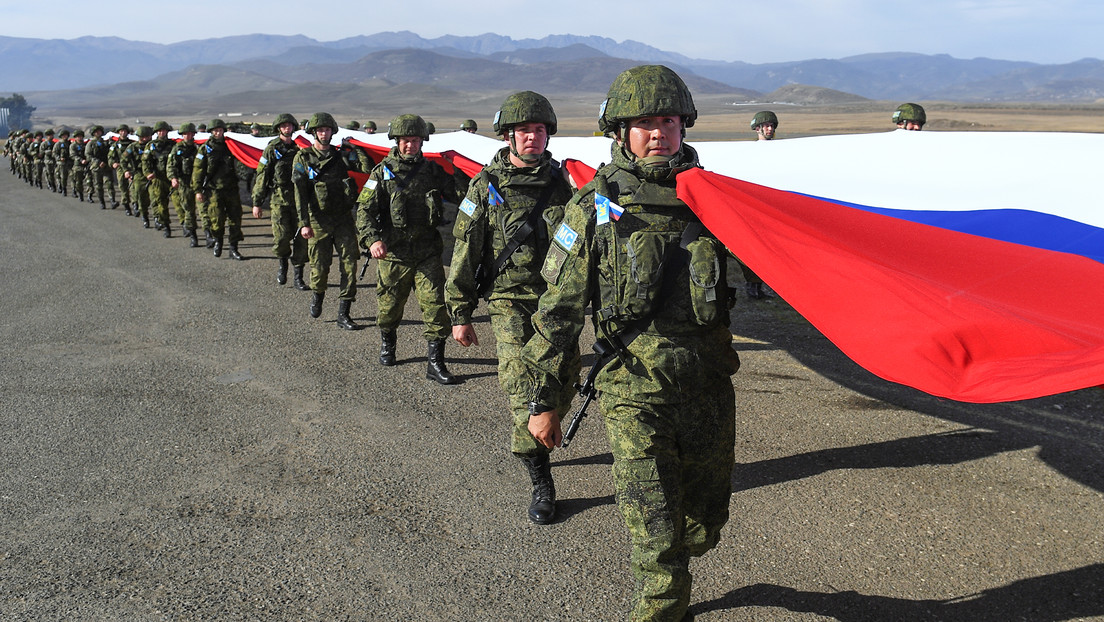 Kremlin: Rusia "nunca" aceptará reproches contra su contingente de paz en Nagorno Karabaj