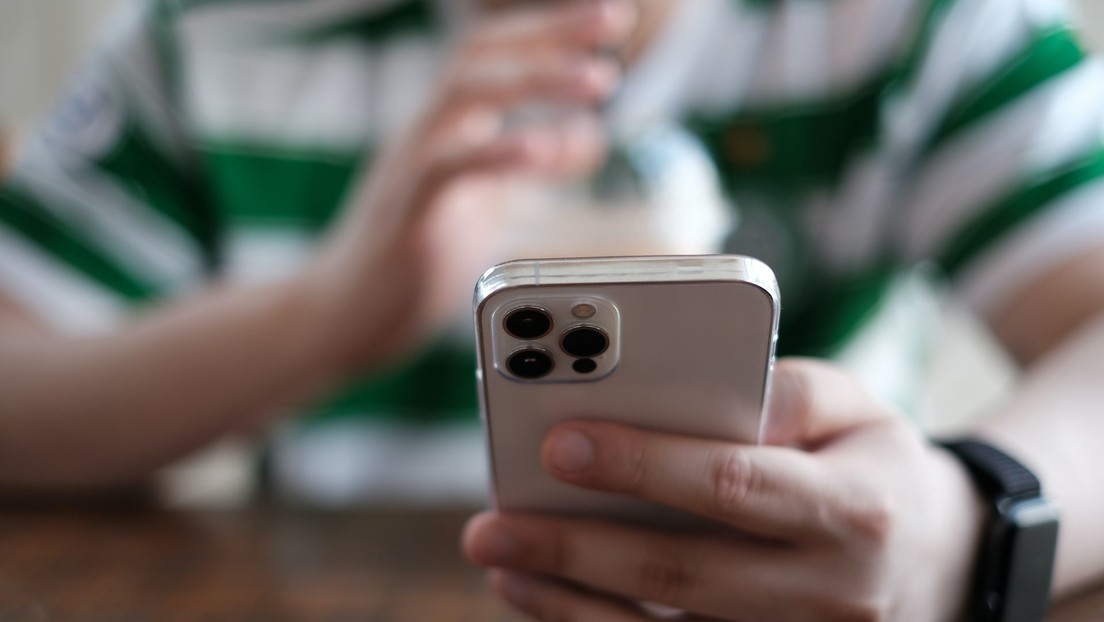 Regulador ruso: la radiación de todos los teléfonos móviles es peligrosa