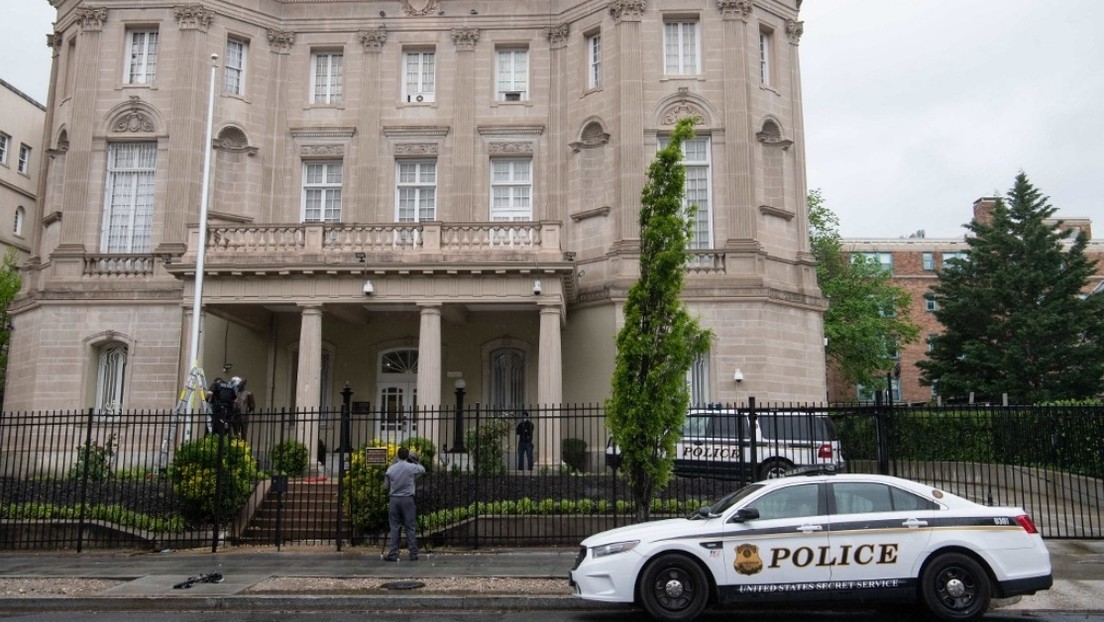 EE.UU. tilda de "inaceptable" el ataque a la Embajada de Cuba en Washington