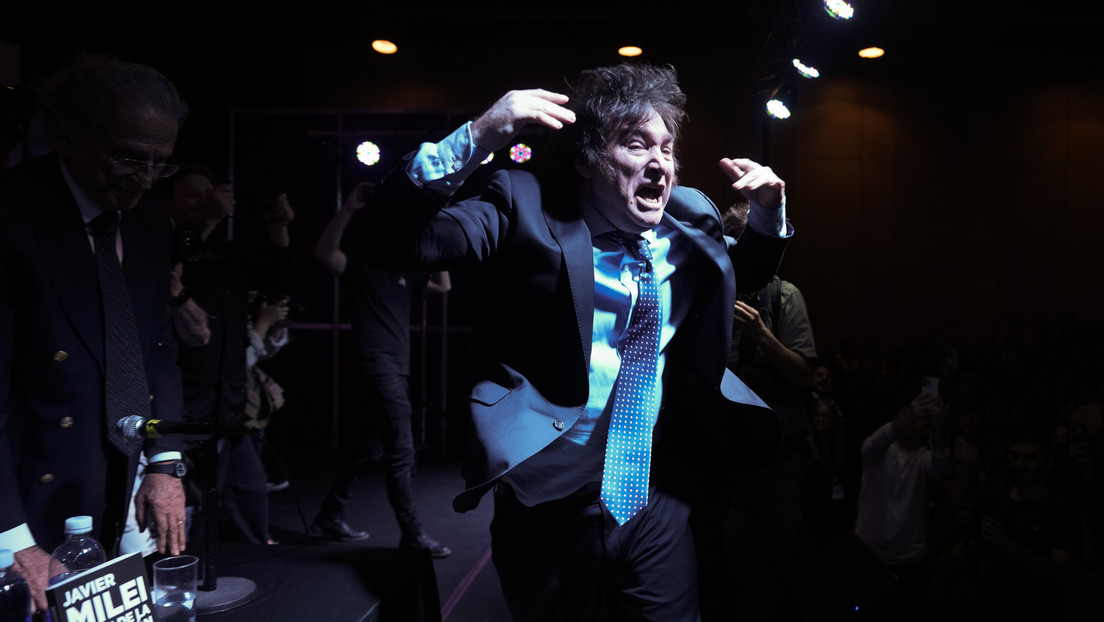 Javier Milei sale en defensa de un asesor suyo que protagonizó polémica sobre el Holocausto