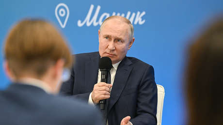 Putin cuenta una conmovedora historia de su familia en la Segunda Guerra Mundial