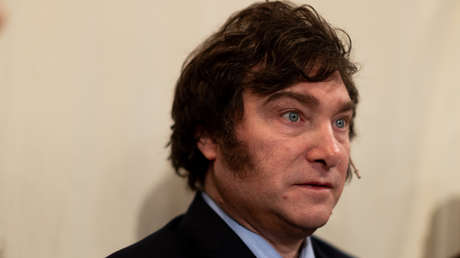 Milei responde a Petro por compararlo con Hitler: "Son parte de la decadencia"