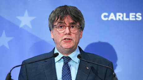 Puigdemont lanza sus 'líneas rojas' para negociar y complica aún más la investidura en España