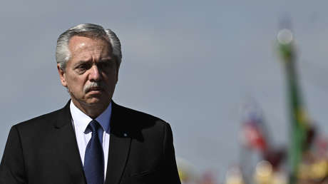 Argentina retira condecoraciones otorgadas al dictador chileno Augusto Pinochet