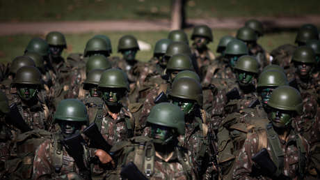 Gesto histórico: militares indígenas exaltan la independencia de Brasil en lenguas originarias (VIDEO)