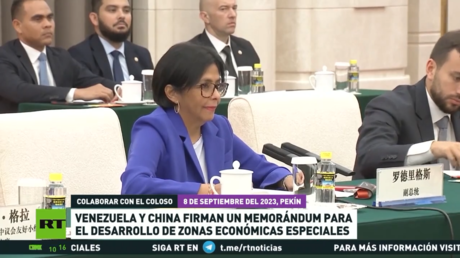 Venezuela y China firman un memorándum para el desarrollo de zonas económicas especiales