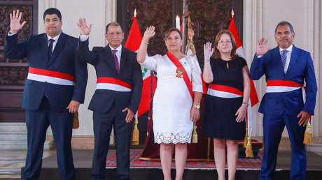 Fiscalía de Perú citará a ministros de Boluarte para declarar en investigación contra la presidenta