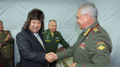 Visita al campus, un gorro de piel y la morsa 'Misha': Kim Jong-un ultima su inmersión en Rusia  (VIDEOS, FOTOS)