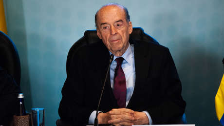 Abren investigación al canciller de Colombia por supuestas irregularidades en licitación