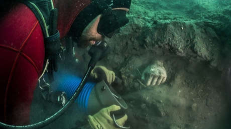 Descubren templo de la diosa Afrodita en una ciudad sumergida frente a la costa de Egipto