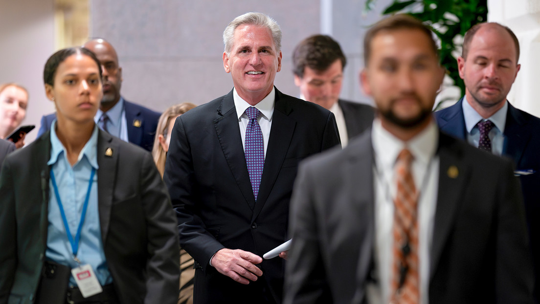 McCarthy asegura que los intereses de EE.UU. son más importantes que la ayuda a Ucrania