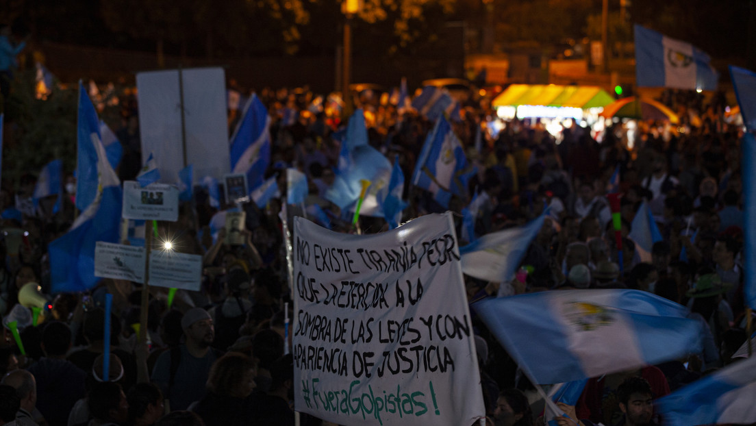 Los cuatro factores de poder para entender el choque político y social en Guatemala