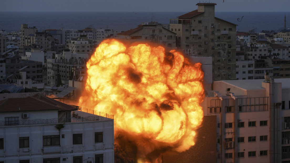 Ejército de Israel ataca 800 objetivos en la Franja de Gaza