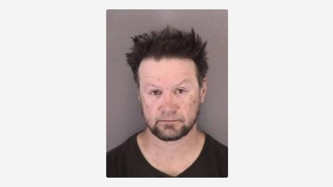 Detienen a un pederasta sin hogar que ofrecía fentanilo gratis para "nuevos usuarios" frente a una escuela en EE.UU.