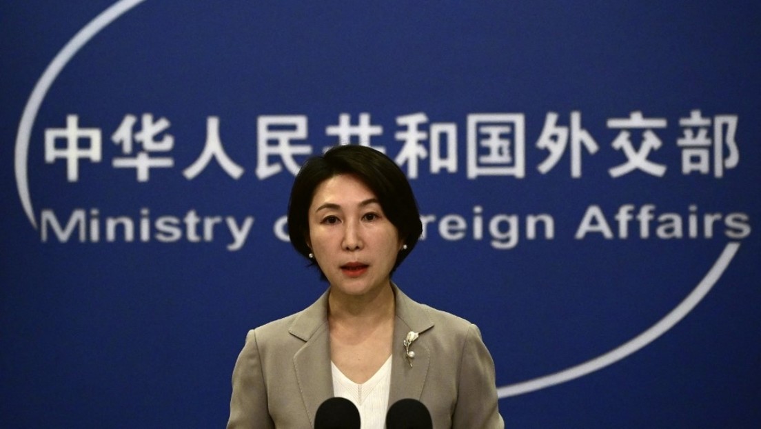 China celebra el diálogo en Venezuela y exhorta a EE.UU. a "suprimir por completo" las sanciones