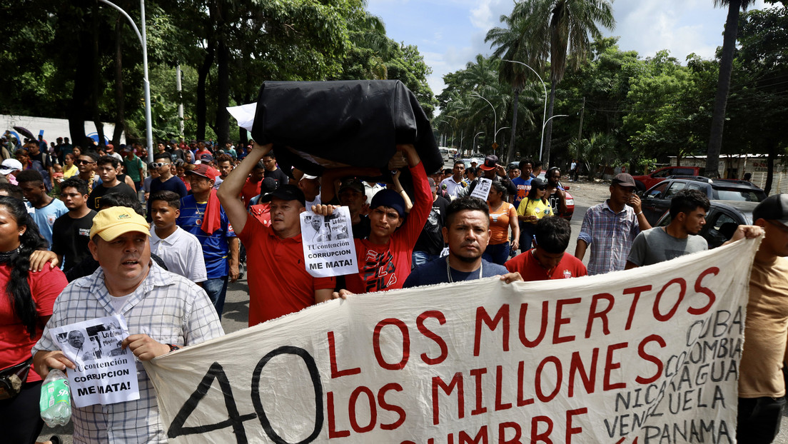 Caravana con más de 5.000 migrantes parte del estado mexicano de Chiapas rumbo a EE.UU.
