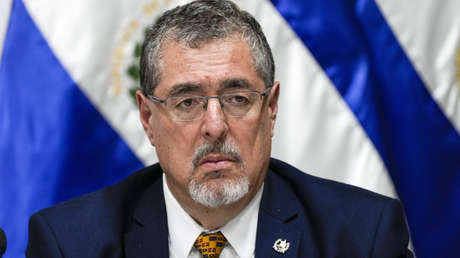 Bernardo Arévalo retoma su gira por EE.UU. mientras la crisis en Guatemala amenaza su posesión