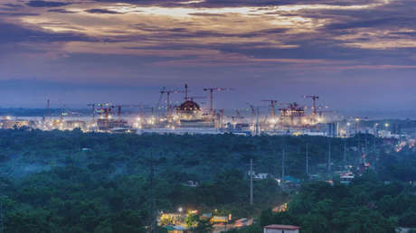 Rusia entrega a Bangladés el primer lote de combustible nuclear para su primera central atómica