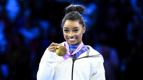 Simone Biles se convierte en la gimnasta más laureada de la historia