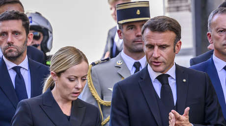 Bloomberg: Macron y Meloni provocaron una "disputa diplomática" en la cumbre de la UE