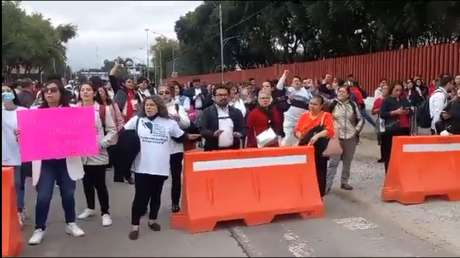 Trabajadores del poder judicial en México protestan contra una polémica propuesta de reforma