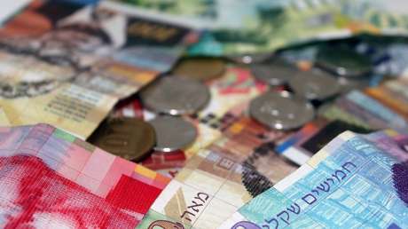 Informe: La economía israelí podría reducirse un 11 %