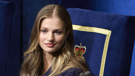 La princesa Leonor de España jura la Constitución con la ausencia de los partidos nacionalistas