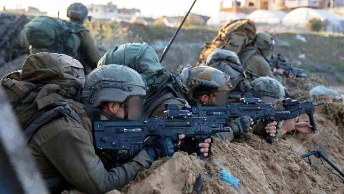 MINUTO A MINUTO: Israel ataca hospitales y escuelas en Gaza y lo justifica con que Hamás "se esconde dentro de la población civil"