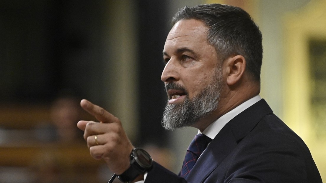 Vox anuncia querella contra Sánchez en su ofensiva contra futura ley de amnistía en España