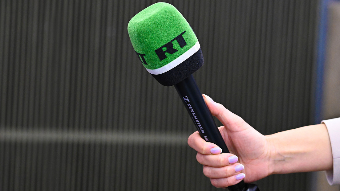Periodista de la UE: Pese a los esfuerzos de prohibir los medios rusos, en Europa se puede leer RT y Sputnik