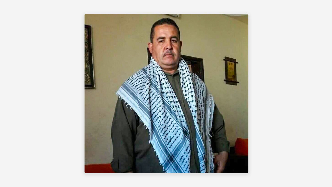 Periodista palestino muere en un bombardeo israelí junto con 42 familiares